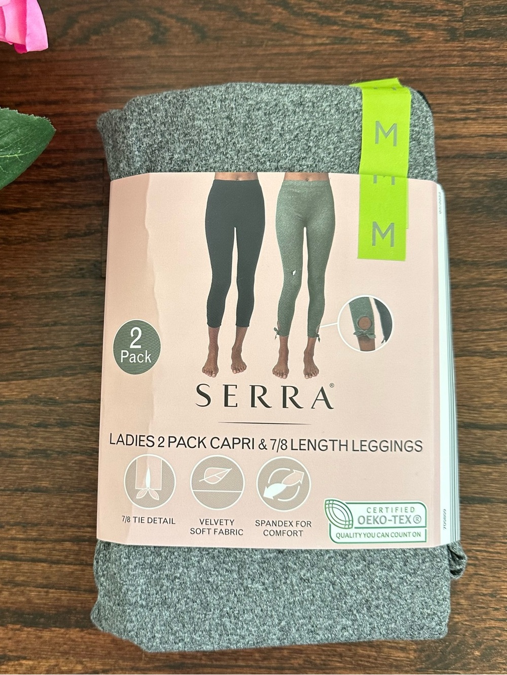 NWT 2 Pack of Serra leggings, size M